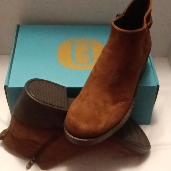 BZEES Olivia Ankle Booties - Picture 6 of 17